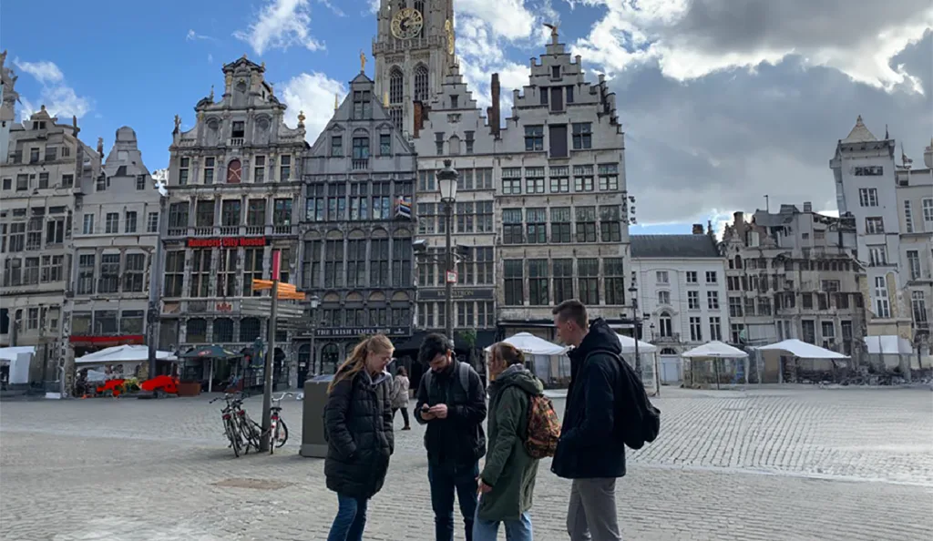 City Game groep op plein
